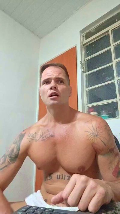 Giricotta live cam on Cam4