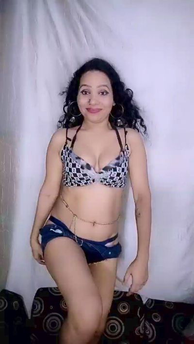 Girja live cam on Cam4