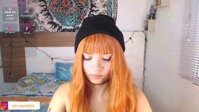 Girlredpunk live cam on Cam4