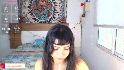 Girlredpunk live cam on Cam4