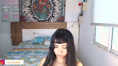 Girlredpunk live cam on Cam4
