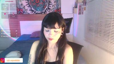 Girlredpunk live cam on Cam4
