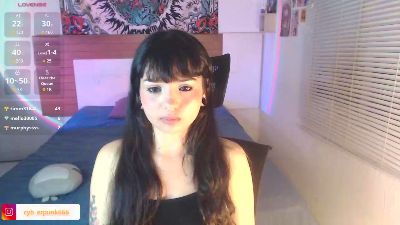 Girlredpunk live cam on Cam4