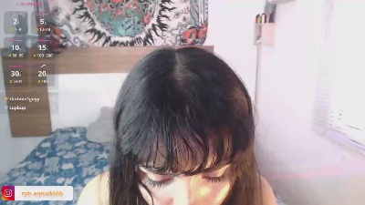 Girlredpunk live cam on Cam4