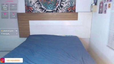 Girlredpunk live cam on Cam4