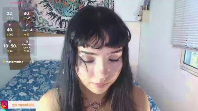 Girlredpunk live cam on Cam4