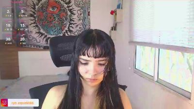 Girlredpunk live cam on Cam4