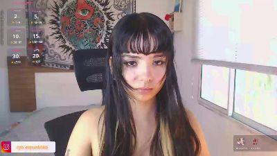 Girlredpunk live cam on Cam4