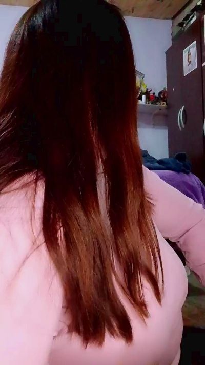 Giulicurvy live cam on Cam4