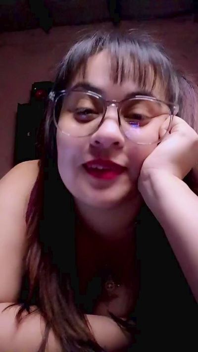 Giulicurvy live cam on Cam4