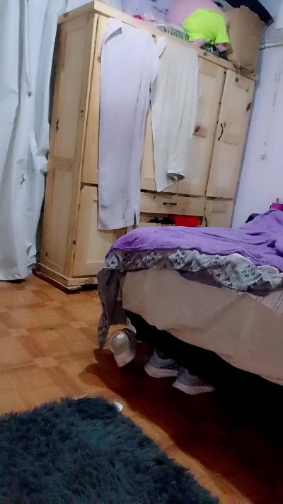 Giulicurvy live cam on Cam4