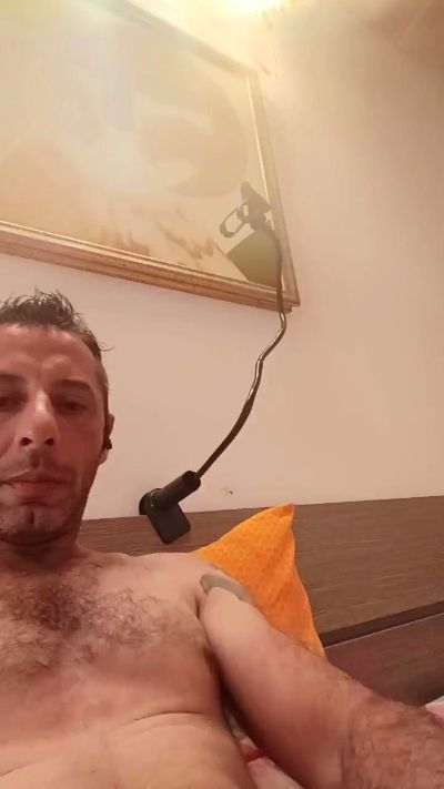 Gladiatore_01 live cam on Cam4