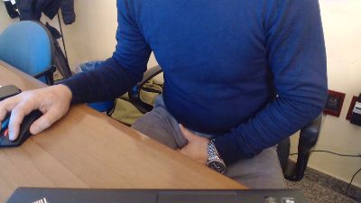 Gladiatore_69 live cam on Cam4