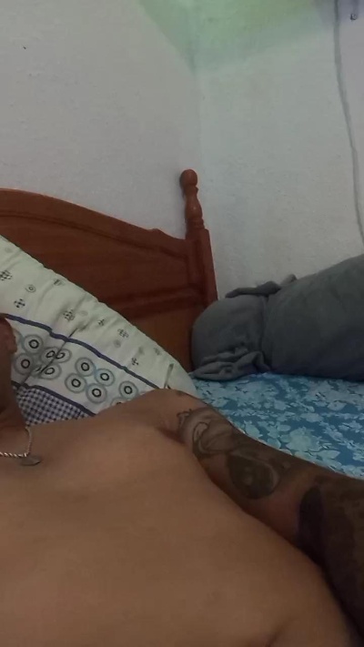 Gladiis live cam on Cam4