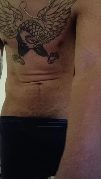 Gladius22 live cam on Cam4