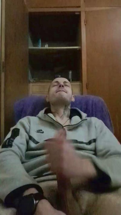 Gladius22 live cam on Cam4