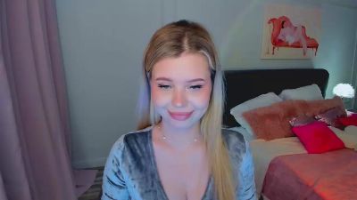GlamorousGirll live cam on Cam4