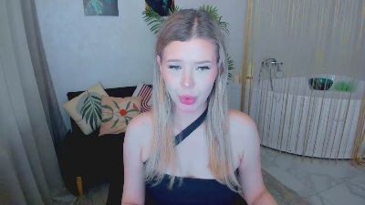 GlamorousGirll live cam on Cam4