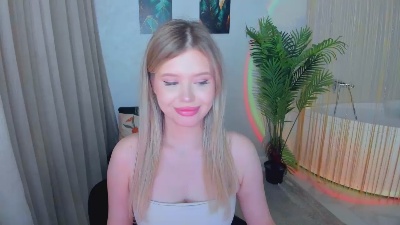 GlamorousGirll live cam on Cam4
