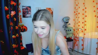 GlamorousGirll live cam on Cam4
