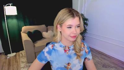 GlamorousGirll live cam on Cam4