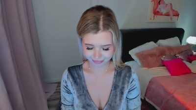 GlamorousGirll live cam on Cam4