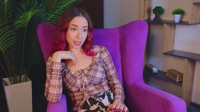 GlennaCrary live cam on Cam4