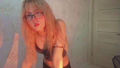 GlennisGrensky live cam on Cam4