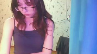 GlennisGrensky live cam on Cam4