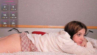 GlimmerAsh live cam on Cam4