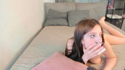 GlimmerAsh live cam on Cam4