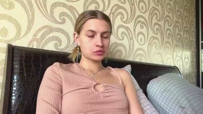 GloryBish live cam on Cam4
