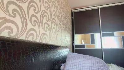 GloryBish live cam on Cam4