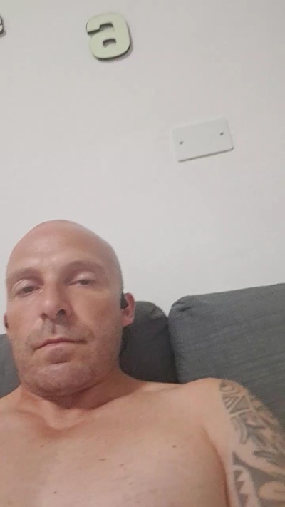 Gnaro90 live cam on Cam4