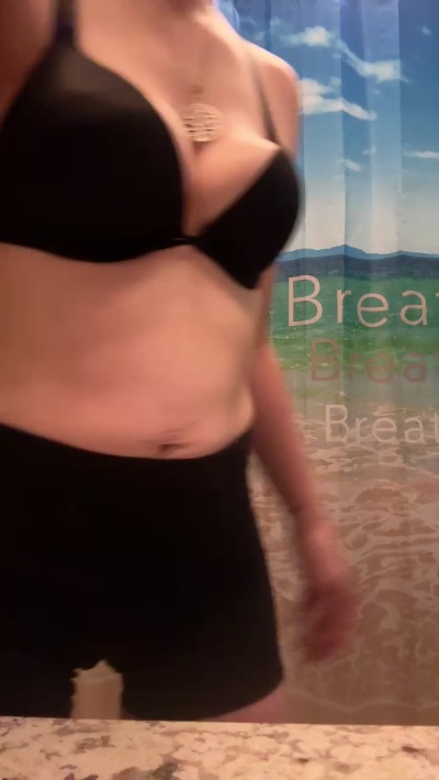 Goddess0420 live cam on Cam4