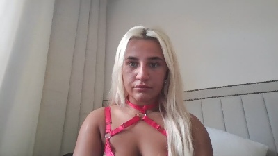 GoddessKhalessi live cam on Cam4