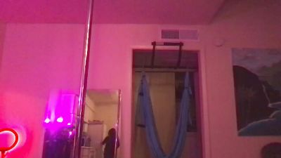 Goddessluna live cam on Cam4
