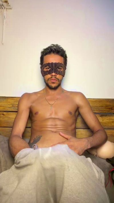 Goianogostosoo live cam on Cam4