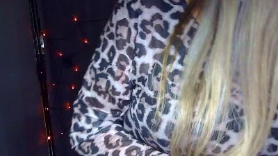 Gol_dee_Lox live cam on Cam4