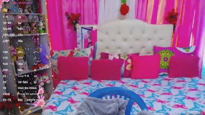 Golden_girl01 live cam on Cam4