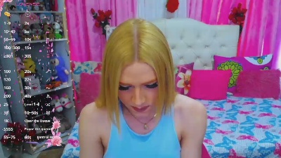 Golden_girl01 live cam on Cam4