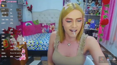 Golden_girl01 live cam on Cam4