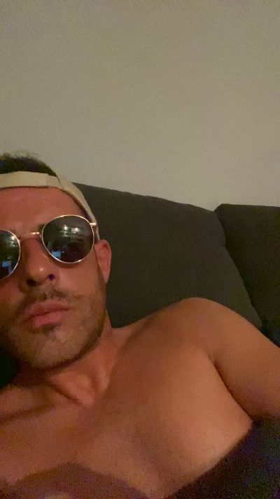 Gon539 live cam on Cam4