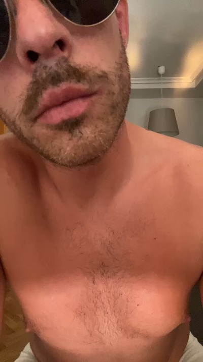 Gon539 live cam on Cam4