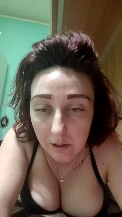 GoodGirl4you live cam on Cam4