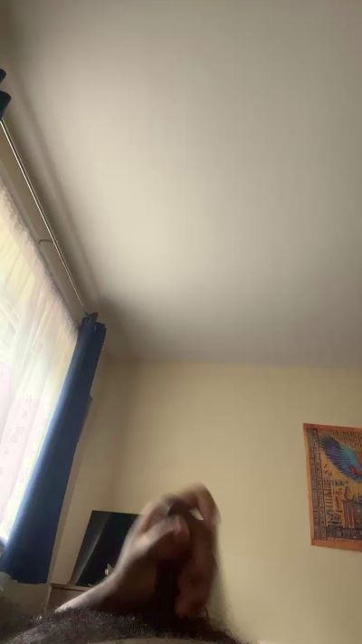 Goodvibes82 live cam on Cam4