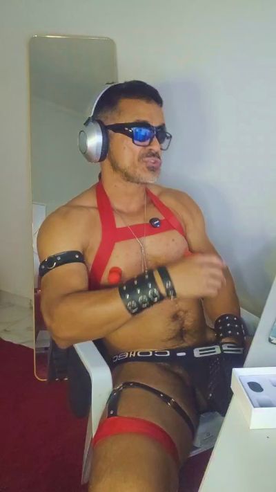 Gooner_Daddy live cam on Cam4