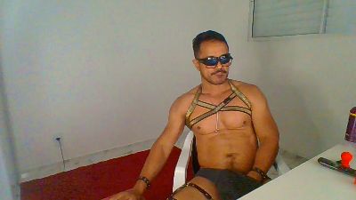Gooner_Daddy live cam on Cam4