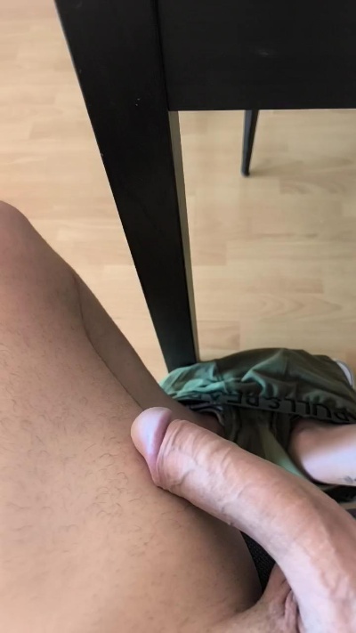 Gorkah91 live cam on Cam4