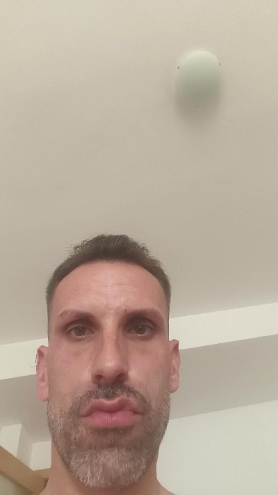 Gorkah91 live cam on Cam4